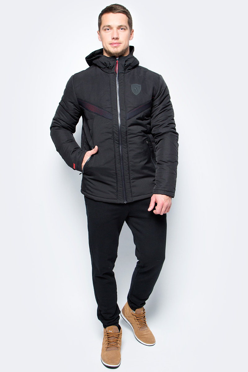 Куртка мужская Puma Ferrari Vent Padded Jacket, цвет: черный. 57345801. Размер M (46/48)57345801 Куртка мужская Puma Ferrari Vent Padded Jacket, цвет: черный. 57345801. Размер M (46/48)57345801Изделие декорировано эмблемой Ferrari из термополиуретана, надписью Ferrari и логотипом Puma, нанесенными методом печати высокой плотности. Среди других отличительных особенностей - отделка контрастной тесьмой на спине, прорези спереди и сзади, закрытые плотной тесьмой из сетчатого материала, для улучшения вентиляции, удобные боковые карманы на молнии, теплая и уютная подкладка.