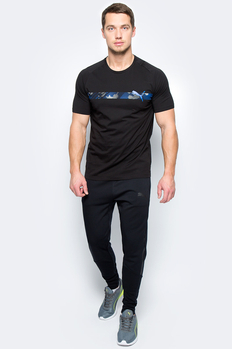 Брюки спортивные мужские Puma Evostripe Ultimate Pants, цвет: черный. 59262301. Размер L (48/50)59262301 Брюки спортивные мужские Puma Evostripe Ultimate Pants, цвет: черный. 59262301. Размер L (48/50)59262301Модель декорирована ярким серебристым светоотражающим логотипом Puma, нанесенным методом термопечати, и изготовлена с использованием высокофункциональной технологии WarmCell, которая благодаря дышащим свойствам материала удерживает тепло и сохраняет оптимальную температуру вашего тела даже в холодную погоду. Пояс и манжеты из собственного материала изделия посажены на эластичную подкладку. Пояс также и снабжен внутренними затягивающимися шнурами, обеспечивающими отличную посадку по фигуре. Скрытые в боковых швах карманы на молнии вместительны и удобны. Фасон в обтяжку по фигуре очень элегантен.