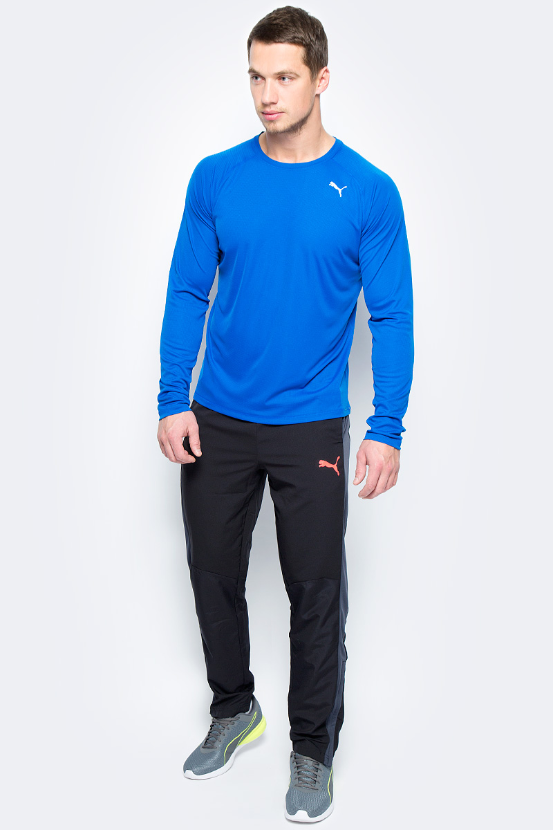 Брюки спортивные мужские Puma evoTRG Woven Pant, цвет: черный. 65533906. Размер S (44/46)65533906 Брюки спортивные мужские Puma evoTRG Woven Pant, цвет: черный. 65533906. Размер S (44/46)65533906Модель декорирована логотипом Puma, нанесенным на левую штанину методом термопечати. Фирменные лампасы декорированы символикой Puma. Среди других отличительных особенностей изделия – вставки из сетчатого материала и вставки из сверхэластичного материала в нижней части штанин. Пояс из эластичного материала снабжен затягивающимся шнуром. Два боковых кармана удобны и вместительны. Фасон в обтяжку по фигуре с зауженными штанинами очень элегантен.