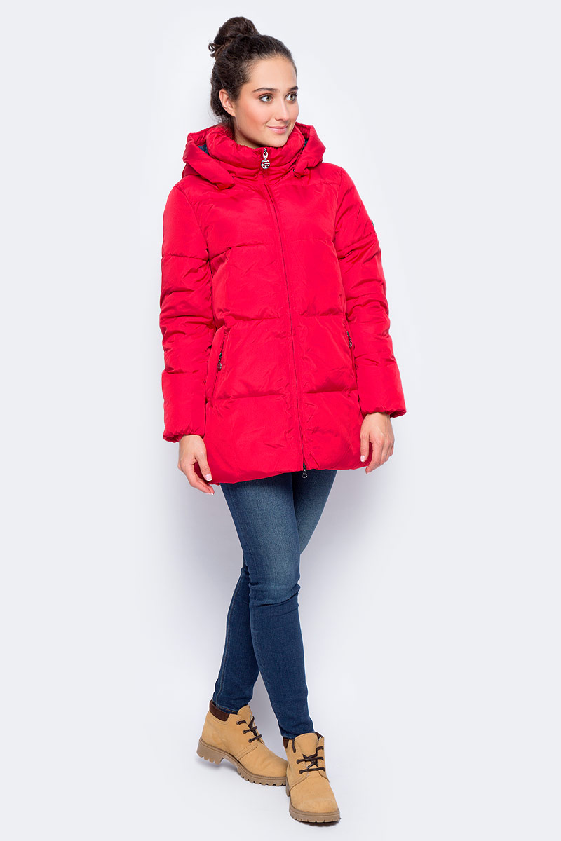 Куртка женская Finn Flare, цвет: красный. W17-12049_304. Размер S (44)W17-12049_304 Куртка женская Finn Flare, цвет: красный. W17-12049_304. Размер S (44)W17-12049_304Теплая женская куртка изготовлена из качественного полиэстера. Модель с длинными рукавами и съемным капюшоном застегивается на молнию. По бокам расположены врезные карманы на застежках-молниях.