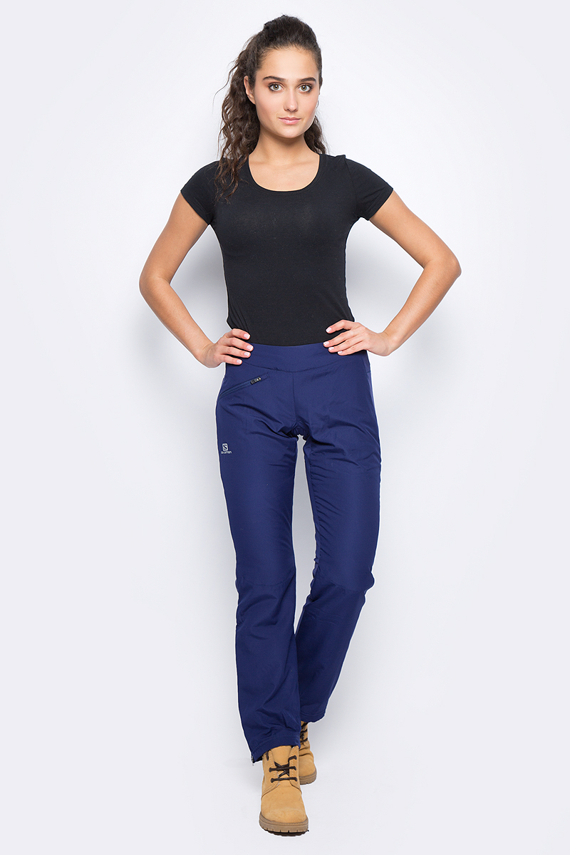 Брюки утепленные женские Salomon Escape Pant W, цвет: синий. L39741200. Размер XS (36/38)L39741200 Брюки утепленные женские Salomon Escape Pant W, цвет: синий. L39741200. Размер XS (36/38)L39741200Лаконичный силуэт и 40 г утеплителя на передних вставках женских брюк Escape Pant делают их идеальными для занятий беговыми лыжами и прочими зимними видами спорта.