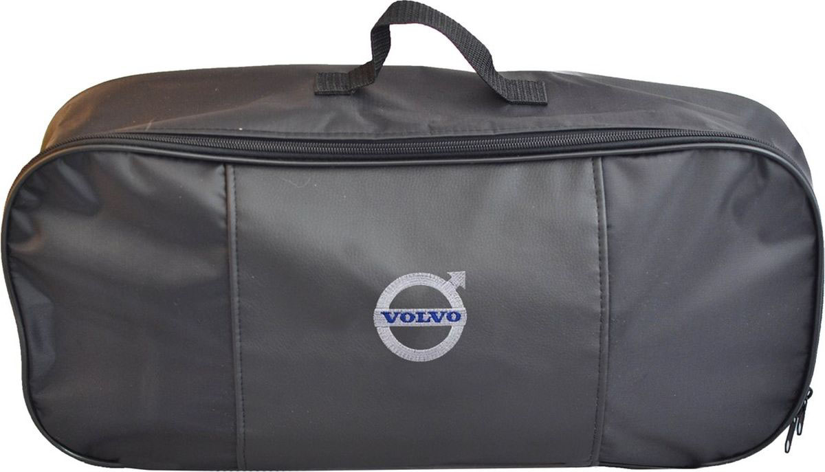 Автосумка аварийный набор Auto Premium Volvo. 6732567325 Автосумка аварийный набор Auto Premium Volvo. 6732567325Сумка для набора техосмотра выполнена из прочного и износоустойчивого материла (ПВХ 600) со вставкой из экокожи и вышивкой. Размер сумки 47х21х13 идеально подходит для хранения огнетушителя, знака аварийной остановки, буксировочного троса и т.п.