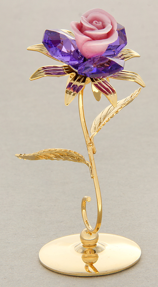Миниатюра Swarovski Elements Роза, с кристаллами Сваровски, 4,5 х 3 х 8 см1051507 Миниатюра Swarovski Elements Роза, с кристаллами Сваровски, 4,5 х 3 х 8 см1051507Перед вами — сувенир в полном смысле этого слова. И главная его задача — хранить воспоминание о месте, где вы побывали, или о том человеке, который подарил данный предмет. Преподнесите эту вещь своему другу, и она станет достойным украшением его дома.