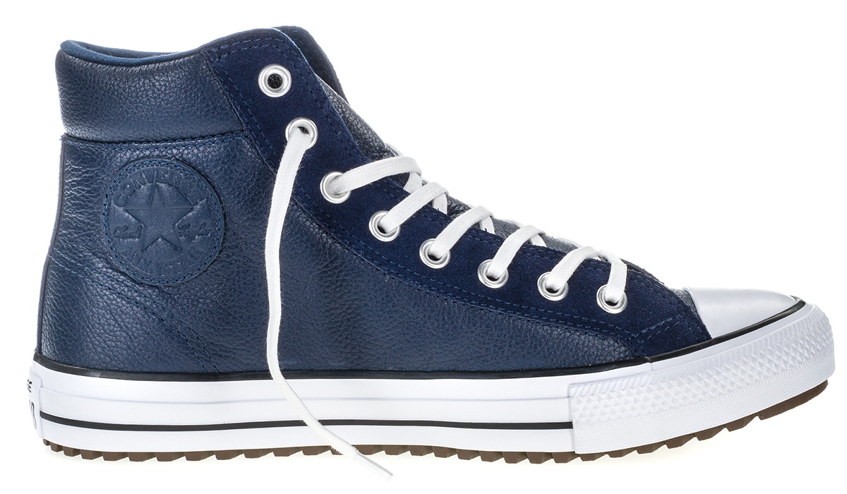 Кеды мужские Converse Chuck Taylor All Star Boot PC, цвет: синий. 157495. Размер 8,5 (42)157495 Кеды мужские Converse Chuck Taylor All Star Boot PC, цвет: синий. 157495. Размер 8,5 (42)157495Высокие мужские кеды Converse Chuck Taylor All Star Boot PC созданы для тех, кто предпочитает оригинальный дизайн и непревзойденное качество. Кеды выполнены из натуральной кожи и сбоку оформлены тисненым логотипом бренда. Классическая шнуровка надежно зафиксирует обувь на ноге. Стелька и подкладка из мягкого текстиля комфортны при ходьбе. Массивная контрастная подошва изготовлена из износостойкой резины и дополнена рифлением, обеспечивающим идеальное сцепление с любыми поверхностями. Удобные кеды - отличное решение на каждый день для тех, кто ведет активный образ жизни.