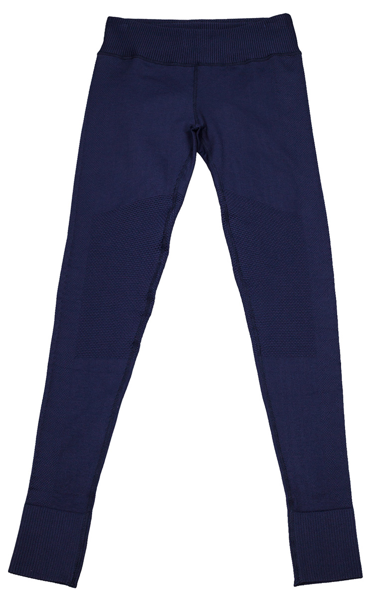 Леггинсы женские Converse Engineered Jacquard Legging, цвет: синий. 10004492471. Размер L (48)10004492471 Леггинсы женские Converse Engineered Jacquard Legging, цвет: синий. 10004492471. Размер L (48)10004492471Трикотажные леггинсы Converse изготовлены из мягкого материала на основе нейлона с добавлением спандекса, они тактильно приятные и не сковывают движения. Модель на талии имеет эластичную резинку.
