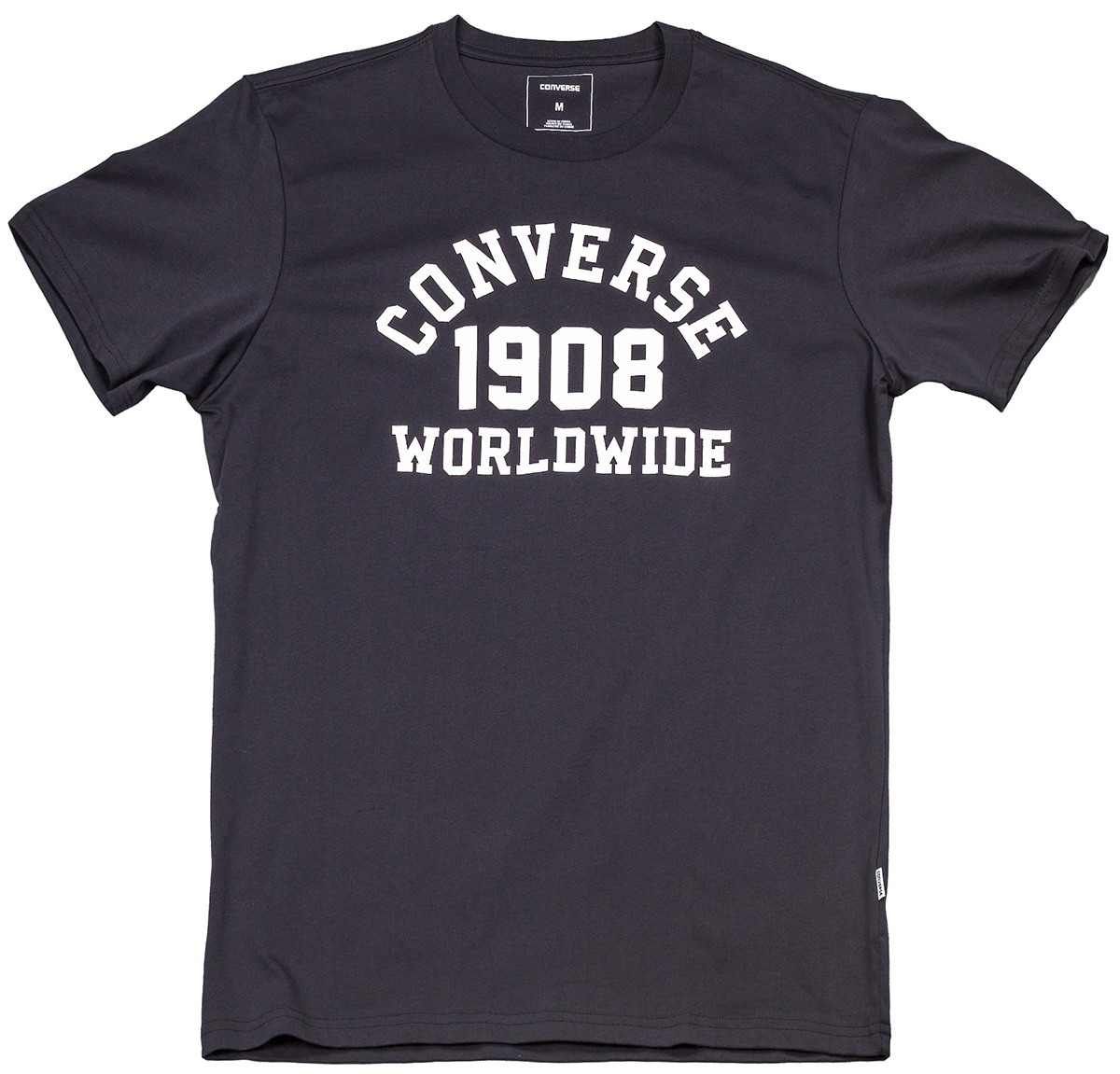 Футболка мужская Converse Leopard Worldwide Movement Tee, цвет: черный. 10004719032. Размер M (48)10004719032 Футболка мужская Converse Leopard Worldwide Movement Tee, цвет: черный. 10004719032. Размер M (48)10004719032Стильная мужская футболка Converse, выполненная из высококачественного материала, прекрасно подойдет для активного отдыха и занятий спортом.Модель с короткими рукавами и круглым вырезом горловины - идеальный вариант для создания образа в спортивном стиле. Футболка оформлена термоаппликацией в виде логотипа бренда, что непременно раскроет ваш спортивный дух.Такая модель подарит вам комфорт в течение всего дня и послужит замечательным дополнением к вашему гардеробу.