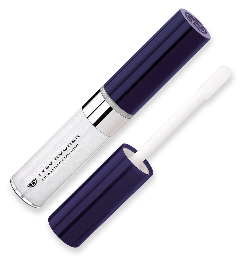 Yves Rocher блеск-уход для губ Виртуозное сияние, 01 прозрачный, 7 мл51097 Yves Rocher блеск-уход для губ Виртуозное сияние, 01 прозрачный, 7 мл51097Вам необходим яркий сияющий блеск для губ, который бы не сушил кожу губ?Откройте для себя Блеск-Уход для Губ «Виртуозное сияние» с питательным маслом косточек Черешни. Блеск-Уход с нелипкой ухаживающей гелевой текстурой, которая словно тает, легко распределяется на губах и дарит им комфорт. Цвета из многочисленной палитры ярких оттенков подчеркивают естественный тон губ, придавая им виртуозное сияние.