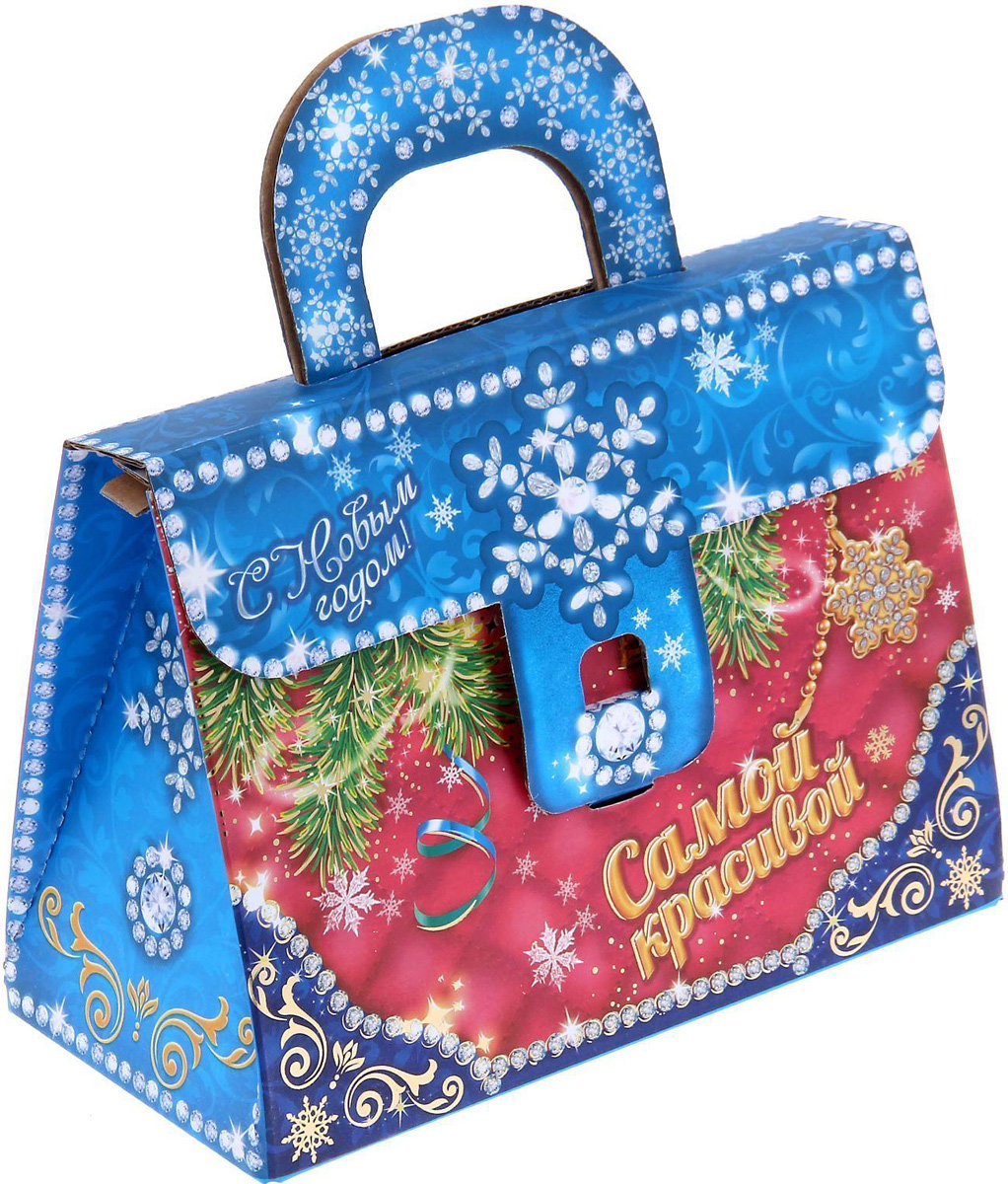 Коробка складная Sima-land Сумочка, 20 х 15 х 10 см1129025 Коробка складная Sima-land Сумочка, 20 х 15 х 10 см1129025Любой подарок начинается с упаковки. Что может быть трогательнее и волшебнее, чем ритуал разворачивания полученного презента. И именно оригинальная, со вкусом выбранная упаковка выделит ваш подарок из массы других. Подарочная коробка Sima-land продемонстрирует самые теплые чувства к виновнику торжества и создаст сказочную атмосферу праздника.