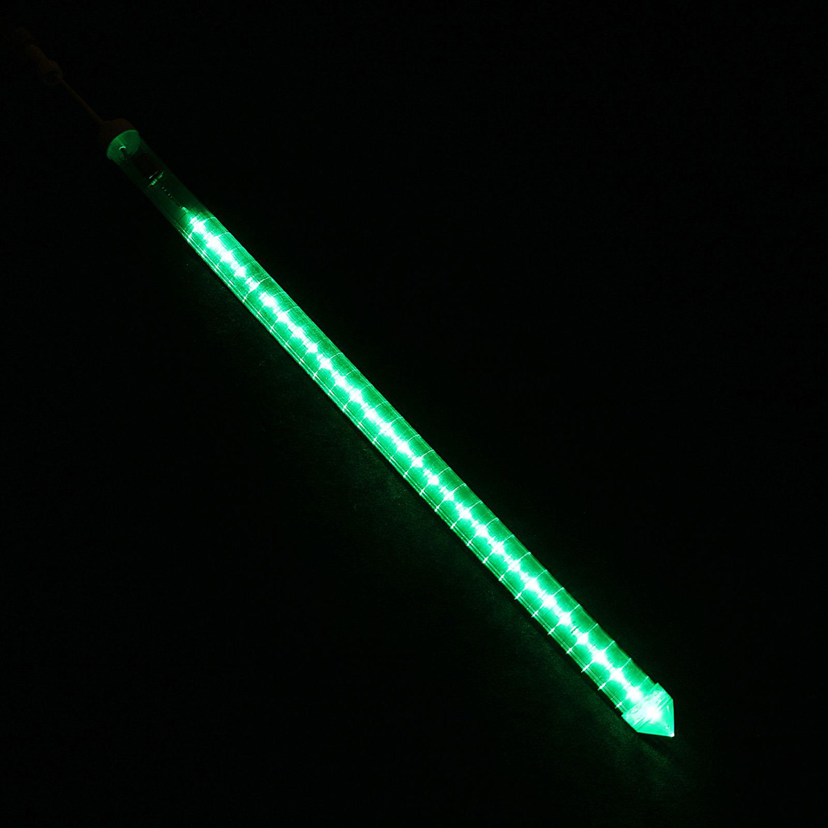 Светодиодная сосулька Luazon Тающая, длина 0,5 м, диаметр 3 см, 2W, LED 30 ламп, 220V, цвет: зеленый1080722 Светодиодная сосулька Luazon Тающая, длина 0,5 м, диаметр 3 см, 2W, LED 30 ламп, 220V, цвет: зеленый1080722Светодиодные гирлянды, ленты и т.д — это отличный вариант для новогоднего оформления интерьера или фасада. С их помощью помещение любого размера можно превратить в праздничный зал, а внешние элементы зданий, украшенные ими, мгновенно станут напоминать очертания сказочного дворца. Такие украшения создают ауру предвкушения чуда. Деревья, фасады, витрины, окна и арки будто специально созданы, чтобы вы украсили их светящимися нитями.