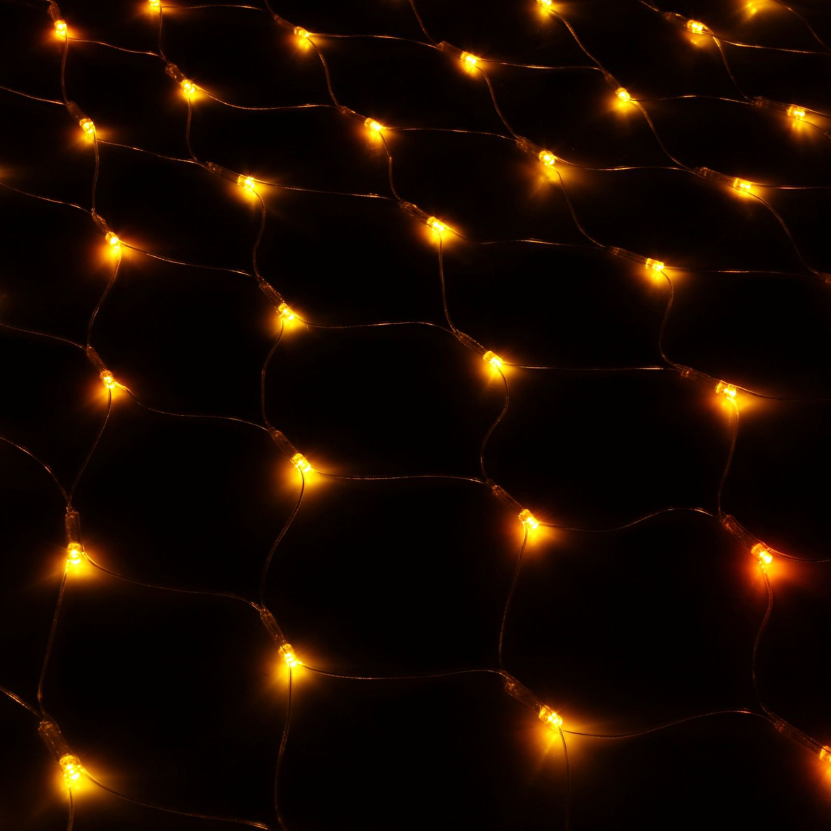 Гирлянда Luazon Сетка, длина 0,9 м, LED 120 ламп, 220V, цвет: желтый. 187207187207 Гирлянда Luazon Сетка, длина 0,9 м, LED 120 ламп, 220V, цвет: желтый. 187207187207Светодиодные гирлянды, ленты и т.д — это отличный вариант для новогоднего оформления интерьера или фасада. С их помощью помещение любого размера можно превратить в праздничный зал, а внешние элементы зданий, украшенные ими, мгновенно станут напоминать очертания сказочного дворца. Такие украшения создают ауру предвкушения чуда. Деревья, фасады, витрины, окна и арки будто специально созданы, чтобы вы украсили их светящимися нитями.