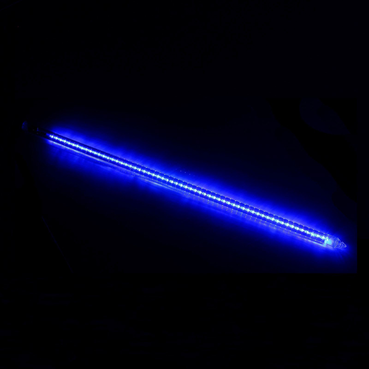 Светодиодная сосулька Luazon Тающая, длина 1 м, диаметр 3 см, LED 60 ламп, 220V, цвет: синий678886 Светодиодная сосулька Luazon Тающая, длина 1 м, диаметр 3 см, LED 60 ламп, 220V, цвет: синий678886Светодиодные гирлянды, ленты и т.д — это отличный вариант для новогоднего оформления интерьера или фасада. С их помощью помещение любого размера можно превратить в праздничный зал, а внешние элементы зданий, украшенные ими, мгновенно станут напоминать очертания сказочного дворца. Такие украшения создают ауру предвкушения чуда. Деревья, фасады, витрины, окна и арки будто специально созданы, чтобы вы украсили их светящимися нитями.