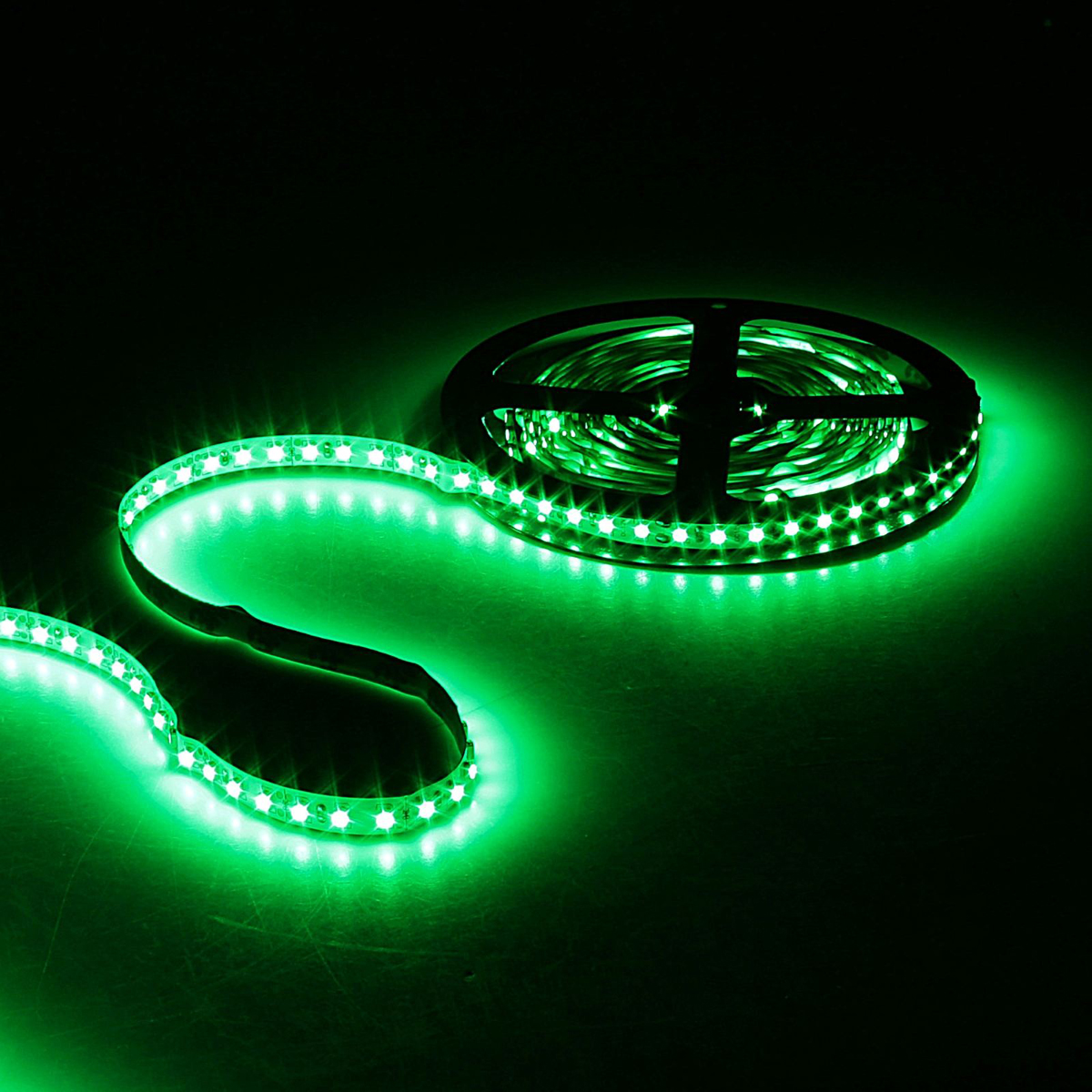 Светодиодная лента Sima-land, 12В, SMD3528, длина 5 м, IP33, 120 LED ламп, 9.6 Вт/м, 6-7 Лм/1 LED, DC, цвет: зеленый. 848539