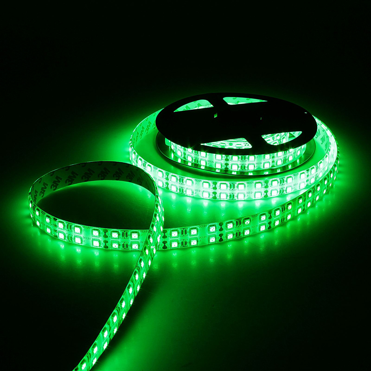 Светодиодная лента Sima-land, 12В, SMD5050, длина 5 м, IP65, 120 LED ламп, 28.8 Вт/м, 10-12 Лм/1 LED, DC, цвет: зеленый848558 Светодиодная лента Sima-land, 12В, SMD5050, длина 5 м, IP65, 120 LED ламп, 28.8 Вт/м, 10-12 Лм/1 LED, DC, цвет: зеленый848558Светодиодные гирлянды, ленты и т.д — это отличный вариант для новогоднего оформления интерьера или фасада. С их помощью помещение любого размера можно превратить в праздничный зал, а внешние элементы зданий, украшенные ими, мгновенно станут напоминать очертания сказочного дворца. Такие украшения создают ауру предвкушения чуда. Деревья, фасады, витрины, окна и арки будто специально созданы, чтобы вы украсили их светящимися нитями.