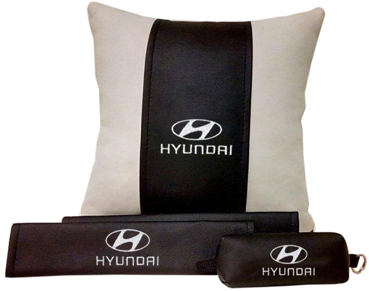 Подарочный набор автомобилисту Auto Premium Hyundai, 3 предмета67609 Подарочный набор автомобилисту Auto Premium Hyundai, 3 предмета67609В набор входит: -подушка в салон автомобиля -накладки на ремень безопасности -ключница. На все изделия нанесена индивидуальная вышивка. При производстве используется качественная и износостойкая экокожа, что позволяет надолго сохранить презентабельный внешний вид любого изделия. Такой подарок не оставит равнодушным ни одного автолюбителя.