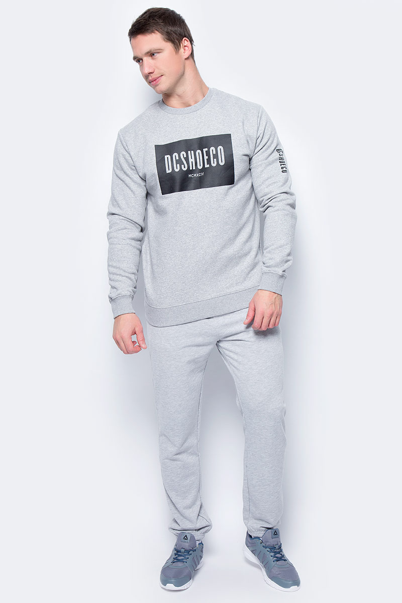 Свитшот мужской DC Shoes Squareside, цвет: светло-серый. EDYSF03140-KNFH. Размер S (46)EDYSF03140-KNFH Свитшот мужской DC Shoes Squareside, цвет: светло-серый. EDYSF03140-KNFH. Размер S (46)EDYSF03140-KNFHСвитшот от DC Shoes выполнен из хлопкового материала. Модель с длинными рукавами и округлым вырезом горловины на груди оформлена принтом.