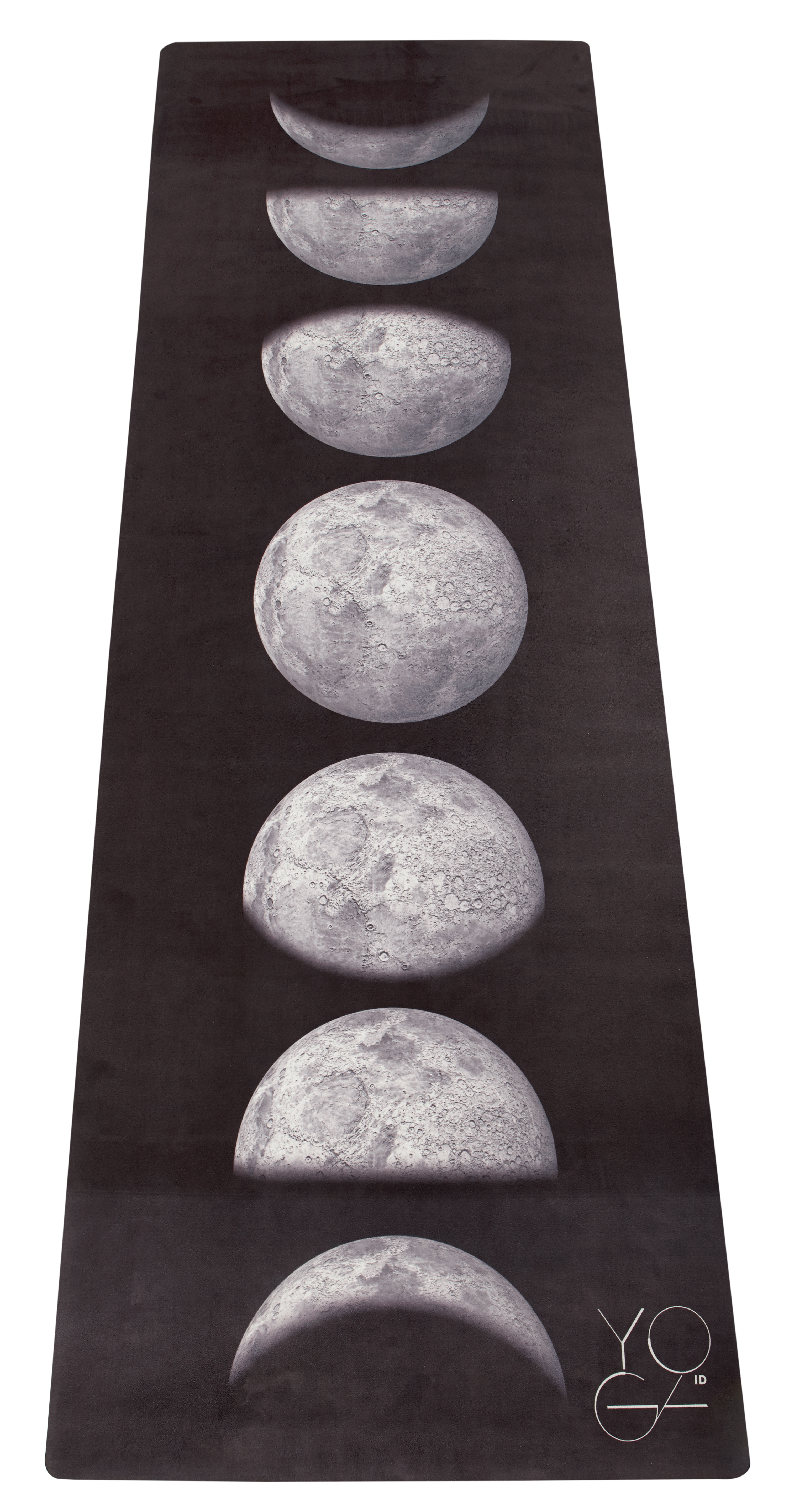 Коврик для йоги Yoga ID Moon Phase XL, цвет: черный, 200 х 61 х 0,3 см0004 Коврик для йоги Yoga ID Moon Phase XL, цвет: черный, 200 х 61 х 0,3 см0004Один из самых длинных на рынке - коврик длиной 2 метра. Рекомендуется для людей ростом выше 175 см. Идеальный коврик для динамических практик, совмещающий в себе функции коврика и полотенца. Основание из натурального органического каучука обеспечивает надежную сцепку с любой поверхностью, а абсорбирующее покрытие microfiber предотвращает скольжение! И, в конце концов, это просто красиво! Характеристики: Размер: 2000 x 610 мм. Толщина: 3 мм. Вес: 2,5 кг. Материал: натуральный каучук, покрытие microfiber. В комплект входит переноска для коврика. Рекомендации по использованию: - рекомендуется ручная стирка при температуре 30°С с деликатным моющим средством. Для еще лучшей стабилизации в определенных асанах рекомендуется смачивать ладони водой перед началом практики.