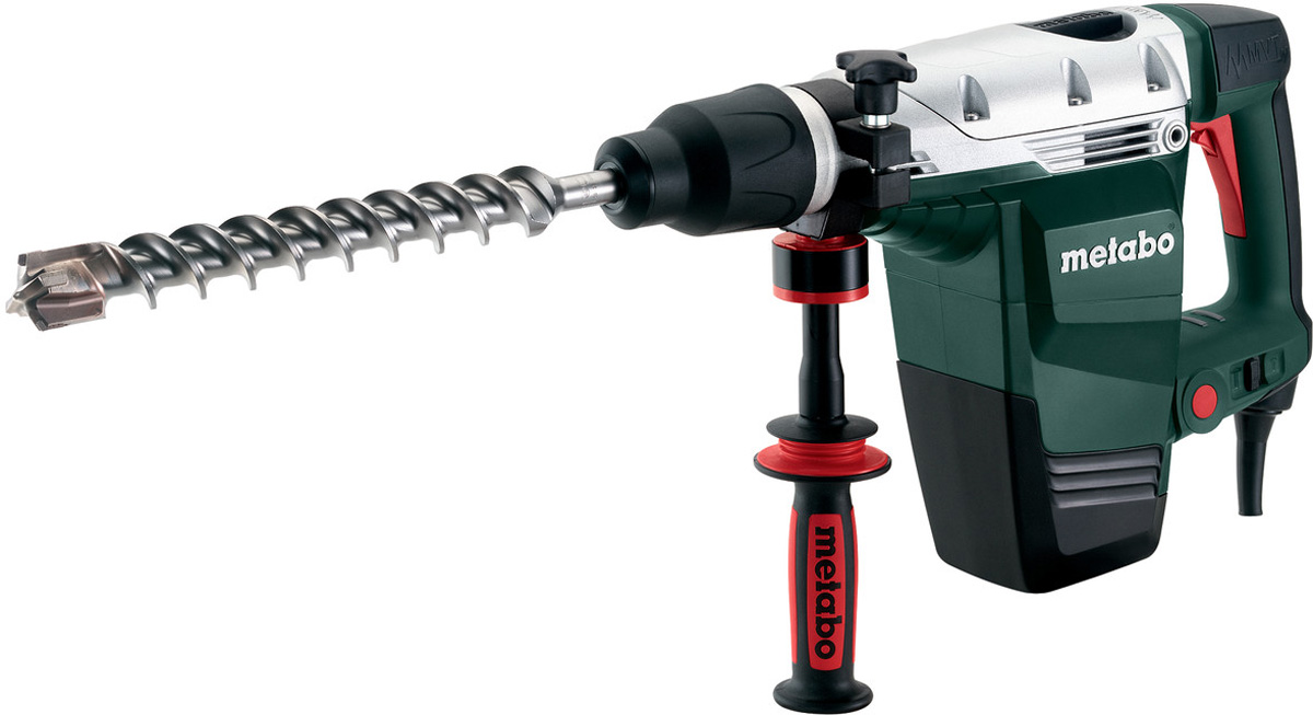 Перфоратор Metabo KHE 76 SDS-max600341000 Перфоратор Metabo KHE 76 SDS-max600341000Комбинированный перфоратор для сверления с ударом и долбления, Виброгаситель Metabo VibraTech (MVT): подпружиненная масса уменьшает вибрацию более, чем на 30%, Полноволновая электроника Vario-Tacho-Constamatic (VTC) для управления числом оборотов согласно свойствам материала и сохранения его практически неизменным под нагрузкой, Дополнительное уменьшение частоты ударов на 30% для работы с мягкими материалами, Управляемый электроникой плавный пуск для точной засверловки, Оптимальный отвод тепла и малый вес благодаря корпусу редуктора из магниевого литья под давлением, Автоматическая предохранительная муфта Metabo S-automatic: механическое отсоединение привода при блокировке сверла для обеспечения безопасности во время работ, Индикация необходимости обслуживания, например, замены угольных щеток, и сигнальная лампа сетевого напряжения, Фиксируемый переключатель для удобства при продолжительной работе, Дополнительная рукоятка Metabo VibraTech (MVT) для гашения вибрации и защиты здоровья