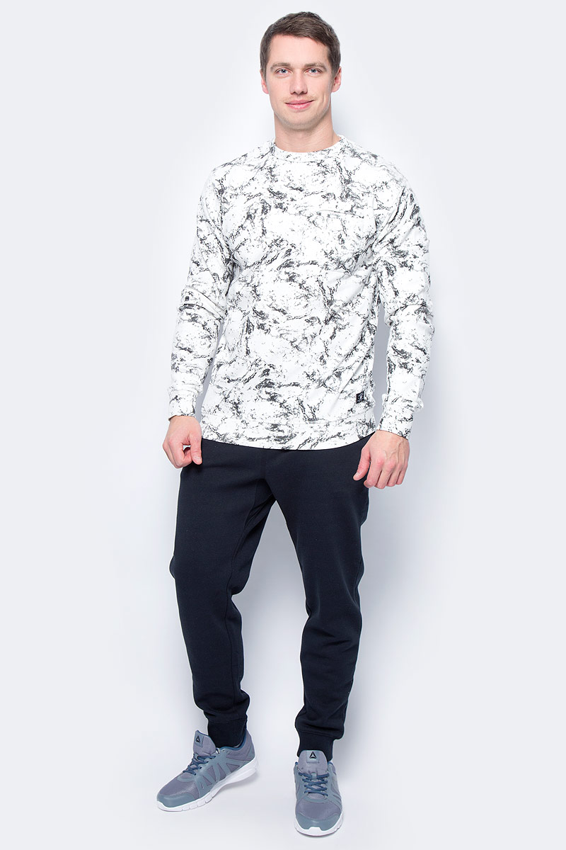 Толстовка мужская DC Shoes, цвет: белый. EDYFT03268-WCQ1. Размер L (50/52)EDYFT03268-WCQ1 Толстовка мужская DC Shoes, цвет: белый. EDYFT03268-WCQ1. Размер L (50/52)EDYFT03268-WCQ1Мужская толстовка DC Shoes выполнена из толстой и приятной на ощупь махровой ткани. Модель имеет комфортный классический крой, длинные рукава и круглый вырез горловины, отделанный эластичным материалом в рубчик. На груди расположен прорезной карман. Толстовка дополнена оригинальным сплошным принтом.