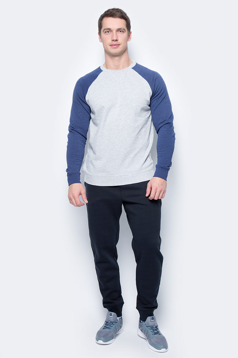 Толстовка мужская DC Shoes, цвет: серый, синий. EDYFT03185-XSSB. Размер M (48/50)EDYFT03185-XSSB Толстовка мужская DC Shoes, цвет: серый, синий. EDYFT03185-XSSB. Размер M (48/50)EDYFT03185-XSSBМужская толстовка DC Shoes выполнена из флиса с начесом. Модель имеет комфортный классический крой, длинные рукава реглан контрастного цвета и круглый вырез горловины. Манжеты рукавов, горловина и низ толстовки дополнены эластичным материалом в рубчик.