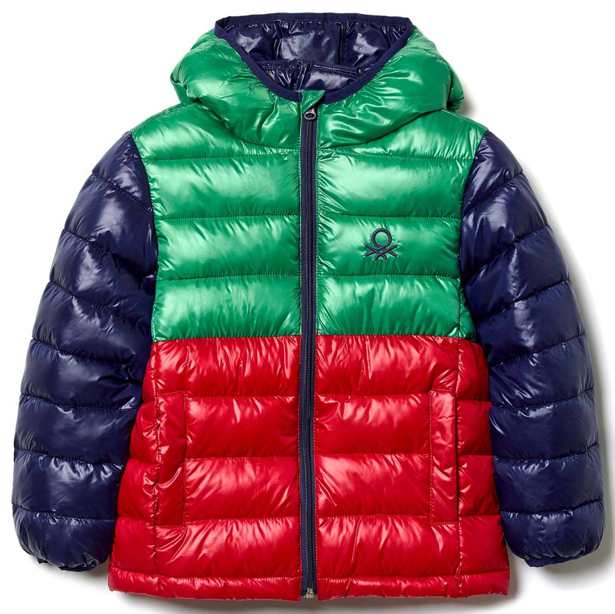 Куртка для мальчика United Colors of Benetton, цвет: зеленый. 2GK4539T0_327. Размер 1002GK4539T0_327 Куртка для мальчика United Colors of Benetton, цвет: зеленый. 2GK4539T0_327. Размер 1002GK4539T0_327Куртка для мальчика United Colors of Benetton выполнена из полиэстера. Модель с капюшоном и длинными рукавами застегивается на застежку-молнию.