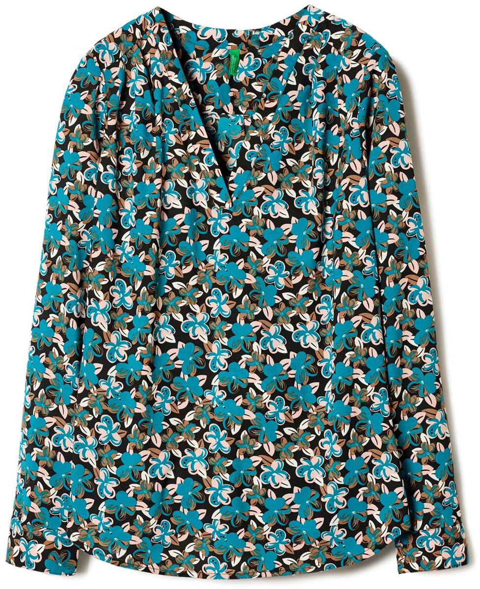 Блузка женская United Colors of Benetton, цвет: черный, бирюзовый. 5VV65Q7V4_75Q. Размер M (44/46)5VV65Q7V4_75Q Блузка женская United Colors of Benetton, цвет: черный, бирюзовый. 5VV65Q7V4_75Q. Размер M (44/46)5VV65Q7V4_75QБлузка женская United Colors of Benetton выполнена из полиэстера. Модель с V-образным вырезом горловины и длинными рукавами.
