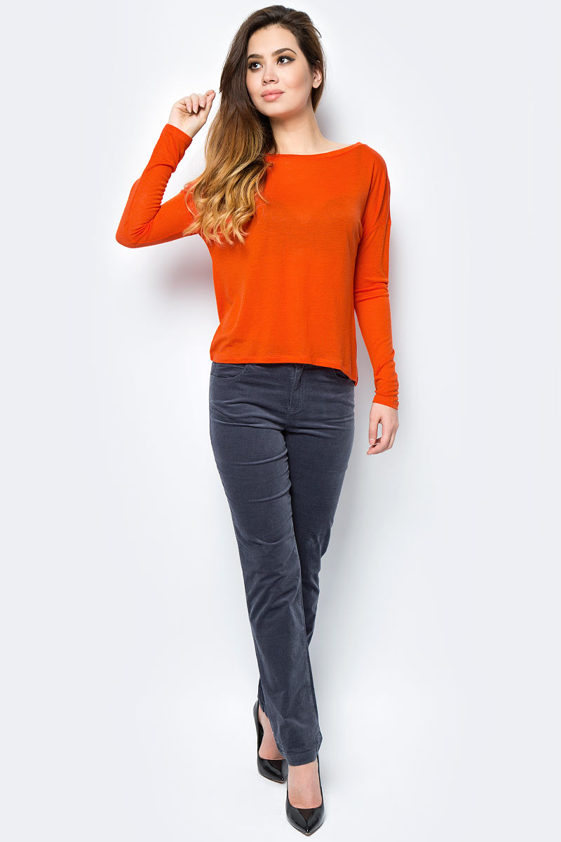 Брюки женские United Colors of Benetton, цвет: серый. 4AH7571L5_144. Размер 484AH7571L5_144 Брюки женские United Colors of Benetton, цвет: серый. 4AH7571L5_144. Размер 484AH7571L5_144Женские брюки United Colors of Benetton станут модным дополнением к вашему гардеробу. Изготовленные из качественного материала, они мягкие и приятные на ощупь, не сковывают движения и позволяют коже дышать.Современный дизайн и расцветка делают эти брюки стильным предметом одежды, они отлично дополнят ваш образ и подчеркнут неповторимый стиль.