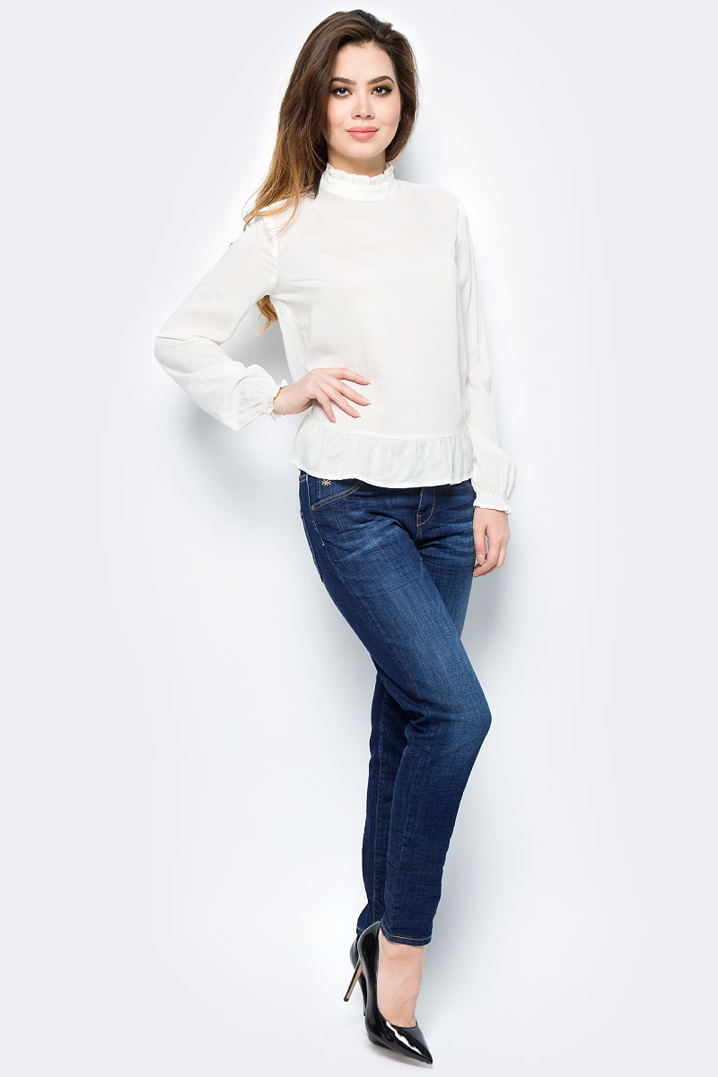 Блузка женская United Colors of Benetton, цвет: белый. 5TD45Q823_036. Размер XS (40/42)5TD45Q823_036 Блузка женская United Colors of Benetton, цвет: белый. 5TD45Q823_036. Размер XS (40/42)5TD45Q823_036Женская блузка выполнена из модала. Модель с воротником стойкой и длинными рукавами.