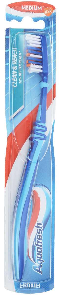 Aquafresh Зубная щетка Clean&Reach, средняя, цвет: синий, голубой