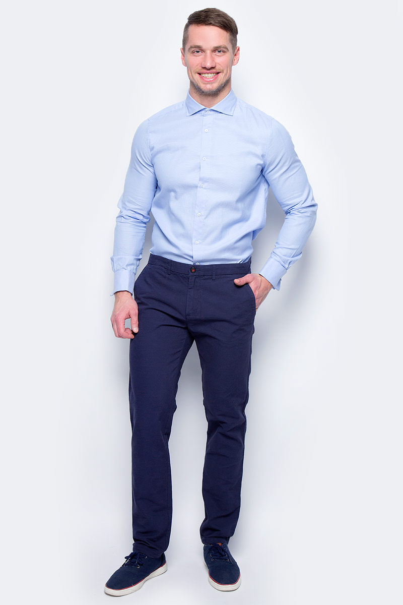 Брюки мужские United Colors of Benetton, цвет: синий. 4DD855BV8_903. Размер 504DD855BV8_903 Брюки мужские United Colors of Benetton, цвет: синий. 4DD855BV8_903. Размер 504DD855BV8_903Стильные мужские брюки United Colors of Benetton выполнены из качественного материала. Брюки застегиваются на комбинированную застежку. Эти модные и в тоже время комфортные брюки послужат отличным дополнением к вашему гардеробу.
