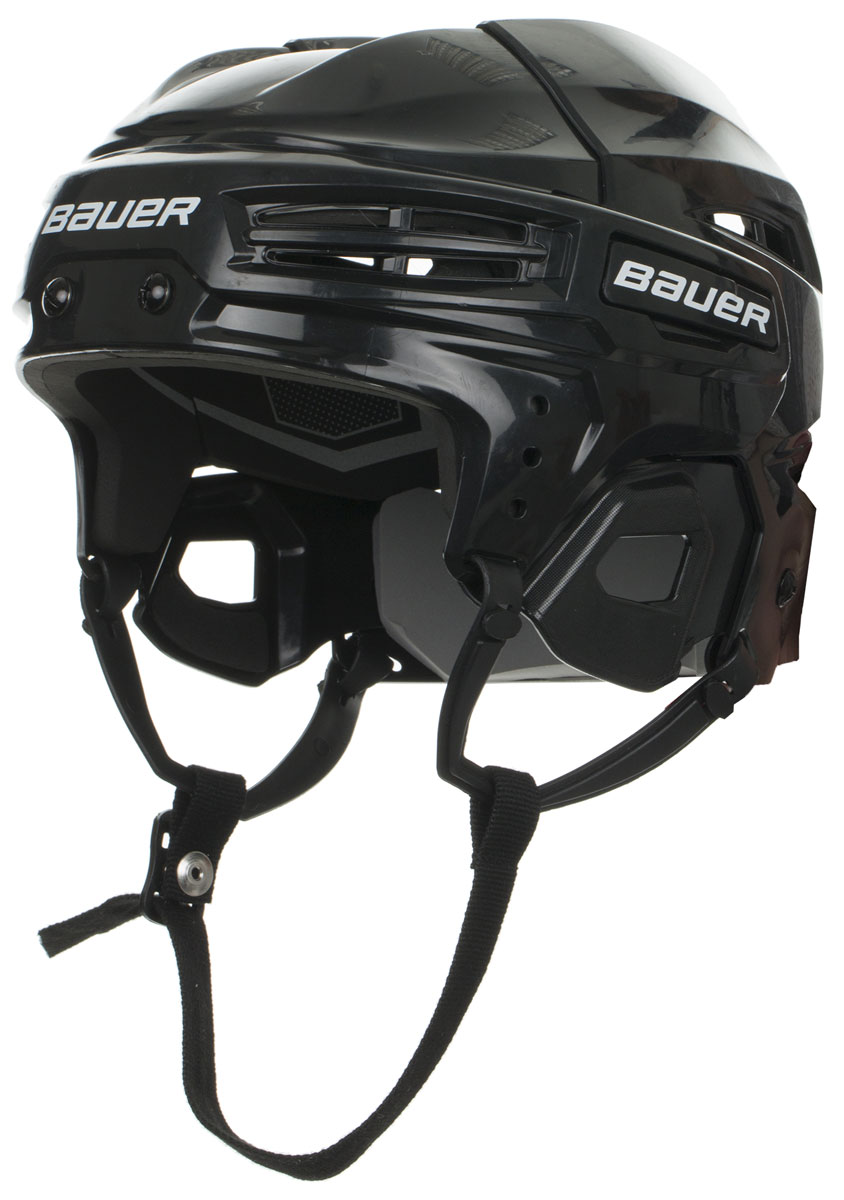 Шлем Bauer IMS 5.0, цвет: черный. 1045678. Размер M1045678 Шлем Bauer IMS 5.0, цвет: черный. 1045678. Размер M1045678Конструкция шлема Bauer 4500 Combo имеет классический вид, верхняя часть с двумя выступающими гребнями и подкладка из вспененного винил-нитрила двойной плотности обеспечивают защиту во время всего матча. Защитный и гибкий материал двойной плотности. Интегрированная защита уха.CSA, HECC, сертификаты СЕ. Маска в комплект не входит.
