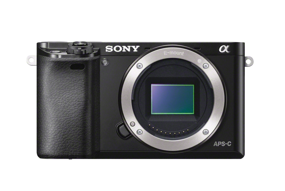 Sony ILCE-6000 цифровая фотокамера