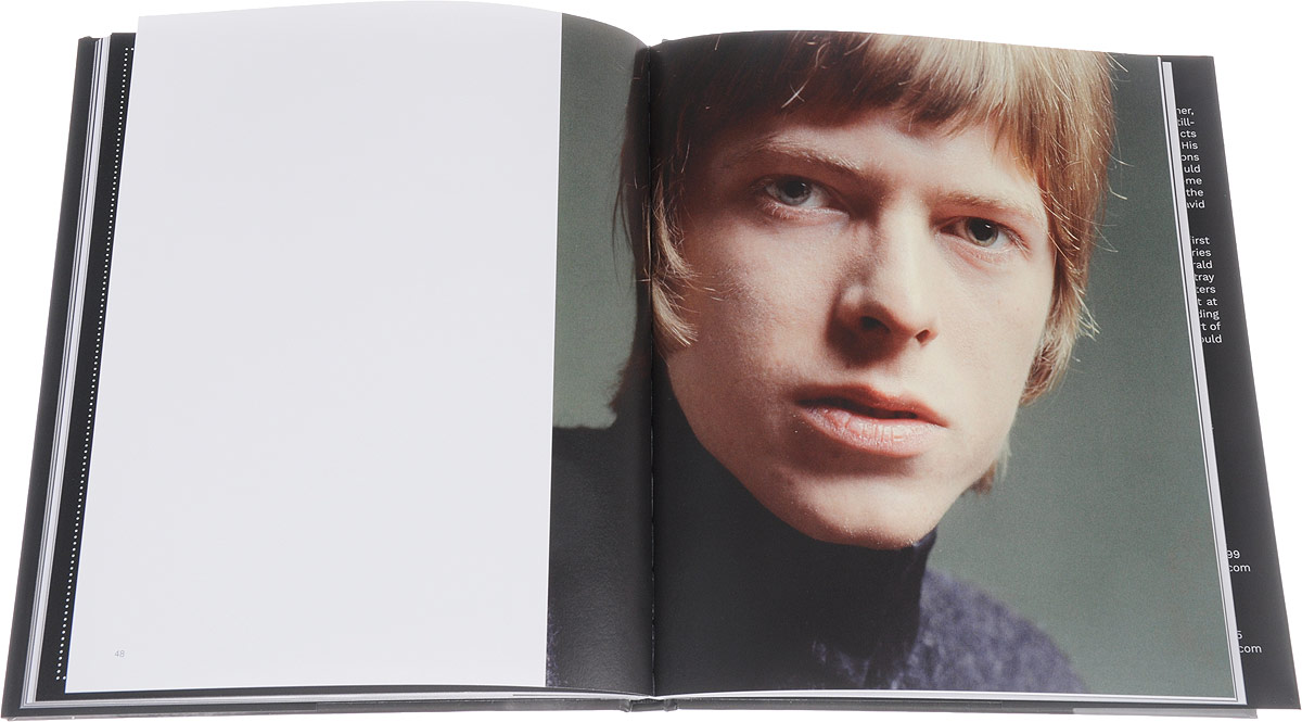 Bowie Unseen: Portraits of an Artist as a Young Man
