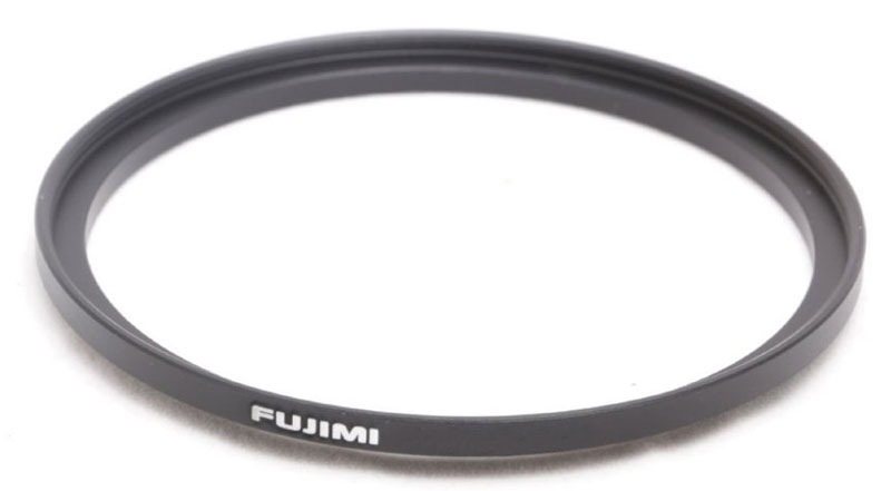 Fujimi FRSU, Black переходное повышающее кольцо Step-Up (62-72 мм)