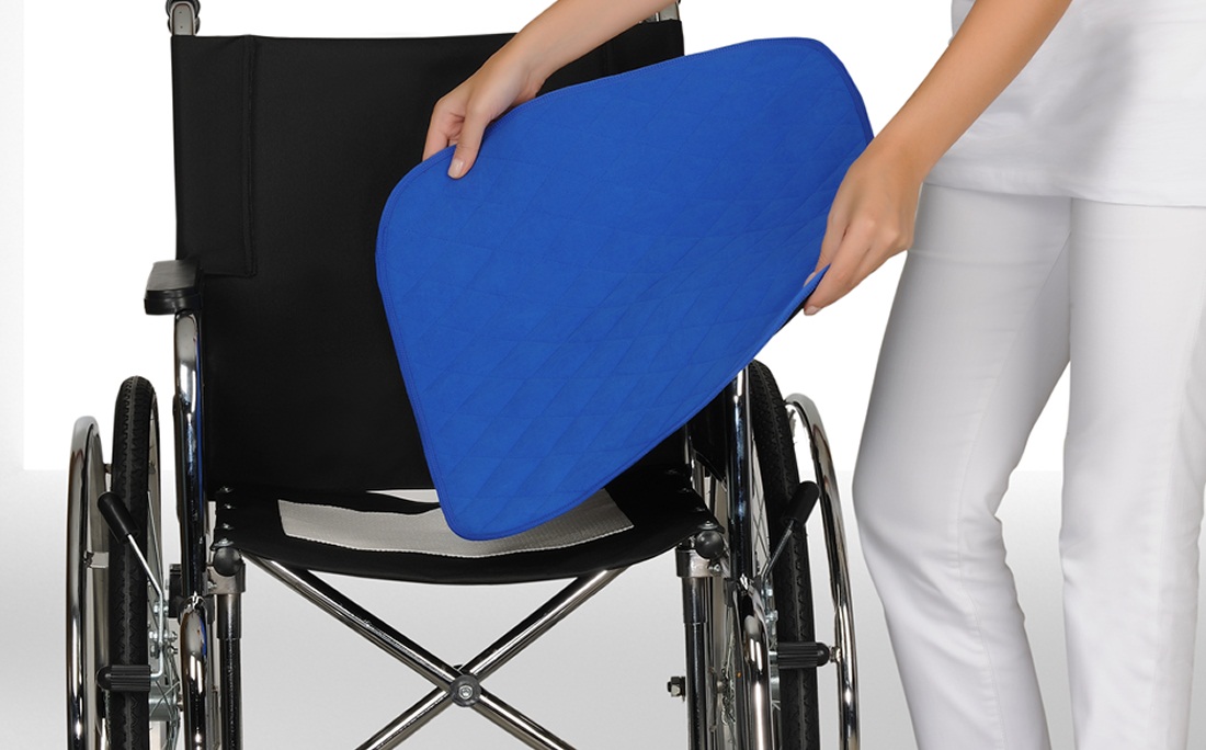 Caretex Непромокаемый коврик для инвалидной коляски 
