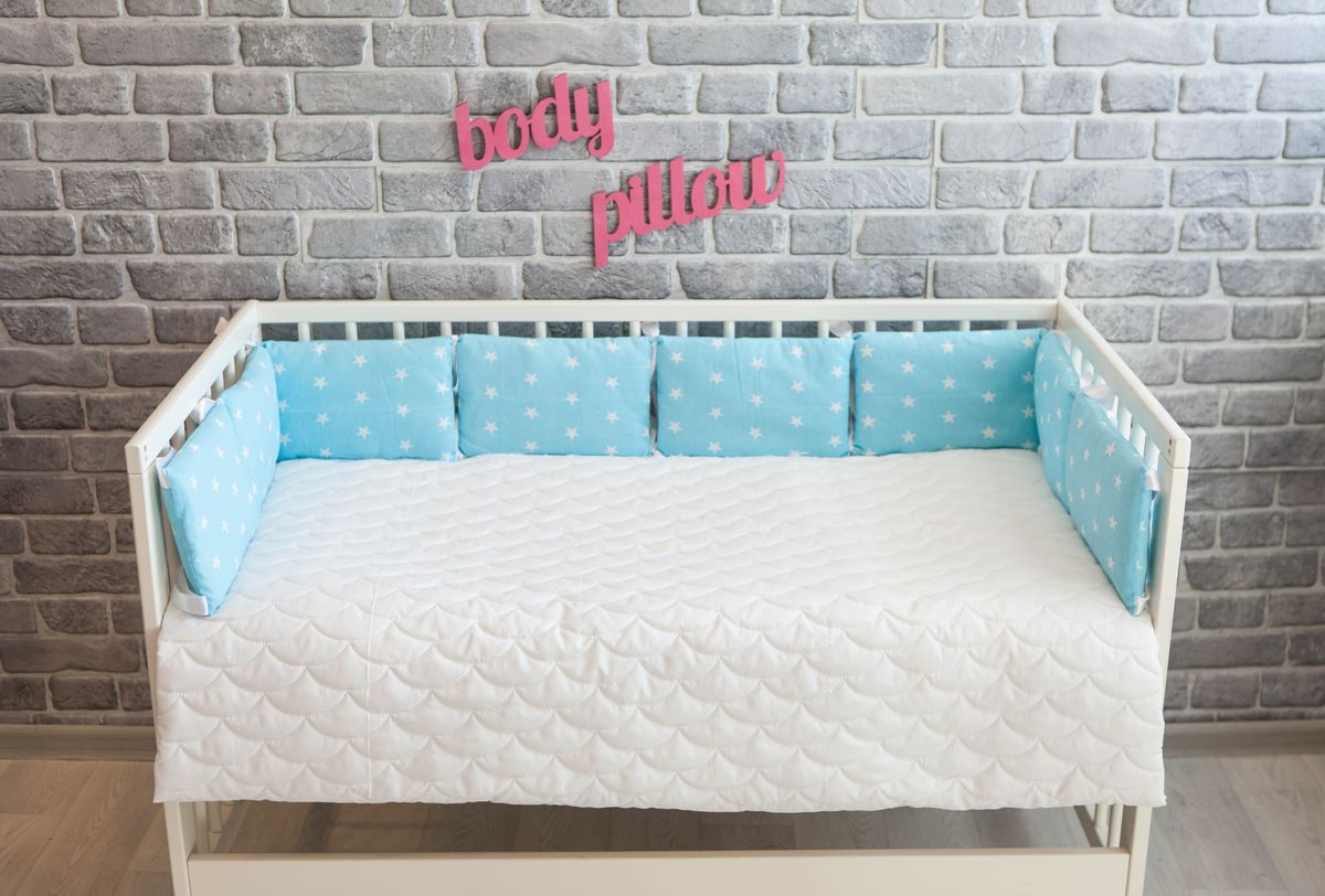 Body Pillow Бортик-подушка для кроватки Звезды цвет голубой белый 8 шт