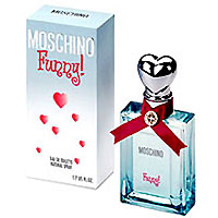 Moschino Funny!. Туалетная вода, 100 мл1301210 Moschino Funny!. Туалетная вода, 100 мл1301210Это восхитительный, игривый аромат, дерзкий и возбуждающий, ослепительный и волнующий. Фруктовые нотки, пикантно оттеняющие цветочный аккорд, придают аромату шарм и наполняют его жизненной энергией, легкостью и спонтанностью.Верхняя нота: Розовый перец, Горький апельсин, Красная смородина.Средняя нота: Зелёный чай, Жасмин, Пион, Фиалка.Шлейф: Кедр, Амбра, Мускус с оттенком мха.ФРУКТОВЫЕ НОТКИ, ПИКАНТНО ОТТЕНЯЮЩИЕ ЦВЕТОЧНЫЙ АККОРД, ПРИДАЮТ АРОМАТУ ШАРМ И НАПОЛНЯЮТ ЕГО ЖИЗНЕННОЙ ЭНЕРГИЕЙ, ЛЕГКОСТЬЮ И СПОНТАННОСТЬЮ.Восхитительный, игривый аромат, дерзкий и возбуждающий, ослепительный и волнующий. Фруктовые нотки, пикантно оттеняющие цветочный аккорд, придают аромату шарм и наполняют его жизненной энергией, легкостью и спонтанностью.