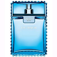 Versace Versace Man Eau Fraiche. Туалетная вода, 50 мл28032022 Versace Versace Man Eau Fraiche. Туалетная вода, 50 мл28032022Это ароматическая композиция, где классические мужские нотки несколько разбавлены более свежими аккордами, придающими аромату необыкновенно легкие оттенки. Этот аромат для мужчины, который силен душой, свободен и знает, как наслаждаться жизнью, как бы выпивая ее небольшими глотками.Верхняя нота: Белый лимон, Карамбола, Розовое дерево.Средняя нота: Хвоя кедра, Эстрагон, Шалфей мускатный.Шлейф: Древесина платана, Мускус, Амбра.Ароматический тонизирующий древесный.Ароматическая композиция, где классические мужские нотки несколько разбавлены более свежими аккордами, придающими аромату необыкновенно легкие оттенки. Этот аромат для мужчины, который силен душой, свободен и знает, как наслаждаться жизнью.