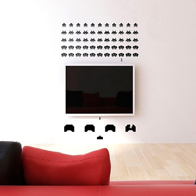 Стикер Paristic Space invaders, 55 х 64 см300250_Россия, коричневый Стикер Paristic Space invaders, 55 х 64 см300250_Россия, коричневыйДобавьте оригинальность вашему интерьеру с помощью необычного стикера Space Invaders. Изображение на стикере выполнено по мотивам культовой стрелялки для игровых автоматов Space Invaders. Все поклонникам этой игры стикер придется по вкусу.Необыкновенный всплеск эмоций в дизайнерском решении создаст утонченную и изысканную атмосферу не только спальни, гостиной или детской комнаты, но и даже офиса. Стикервыполнен из матового винила - тонкого эластичного материала, который хорошо прилегает к любым гладким и чистым поверхностям, легко моется и держится до семи лет, не оставляя следов. В комплекте прилагается ракель, с помощью которого вы без труда наклеите стикер на выбранную поверхность. Сегодня виниловые наклейки пользуются большой популярностью среди декораторов по всему миру, а на российском рынке товаров для декорирования интерьеров - являются новинкой.Paristic - это стикеры высокого качества. Художественно выполненные стикеры, создающие эффект обмана зрения, дают необычную возможность использовать в своем интерьере элементы городского пейзажа. Продукция представлена широким ассортиментом - в зависимости от формы выбранного рисунка и от ваших предпочтений стикеры могут иметь разный размер и разный цвет (12 вариантов помимо классического черного и белого). В коллекции Paristic - авторские работы от урбанистических зарисовок и узнаваемых парижских мотивов до природных и графических объектов. Идеи французских дизайнеров украсят любой интерьер: Paristic - это простой и оригинальный способ создать уникальную атмосферу как в современной гостиной и детской комнате, так и в офисе. В настоящее время производство стикеров Paristic ведется в России при строгом соблюдении качества продукции и по оригинальному французскому дизайну. Характеристики:Размер стикера: 55 см х 64 см. Размер упаковки: 11 см х 6 см х 79 см. Комплектация: виниловый стикер; ракель; инструкция; Производитель: Франция.