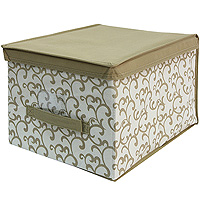 Кофр для хранения Hausmann, 30 х 40 х 25 см41619 Кофр для хранения Hausmann, 30 х 40 х 25 см41619Большой кофр, предназначенный для хранения и транспортировки вещей, изготовлен из нетканого материала высокого качества. Для удобства в обращении есть ручка. Особая фактура ткани не пропускает пыль и при этом позволяет воздуху свободно проникать внутрь, обеспечивая естественную вентиляцию. Материал легок, удобен и не образует складок. Особая конструкцияпозволяет при необходимости одним движением сложить или разложить чехол. Дизайн рисунка разработан с учетом новых направлений в интерьерной моде и создает единую коллекцию кофров для повседневного использования.Характеристики: Материал: нетканное полотно, картон. Размер: 30 см х 40 см х 25 см. Артикул: AB302.Произведено в Китае по заказу Hausmann.Продукция компании Hausmann достаточно хорошо известна на российском рынке. Используя современные технологии в качестве неисчерпаемого источника для вдохновения, она не перестает радовать покупателей товарами отменного качества. Разнообразие товаров приятно удивляет. Вы действительно сможете найти то, что вам необходимо! Вся продукция тщательно проверяется на предмет надежности и безопасности, и вы можете быть уверенными в том, что купленная однажды вещь долго прослужит вам верой и правдой.