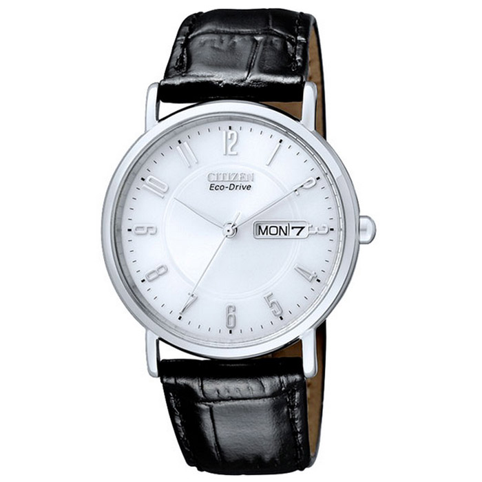 Наручные часы Citizen BM8241-01BEEQW-M710DB-1A1 Наручные часы Citizen BM8241-01BEEQW-M710DB-1A1Наручные мужские часы Citizen BM8241. Данная модель имеет гибридный механизм Eco-Drive. Проходя через специальный светопроницаемый циферблат, свет попадает на высокочувствительный фотоэлемент, преобразующий его в энергию, которая аккумулируется в специальном накопителе и используется для питания кварцевого часового механизма.