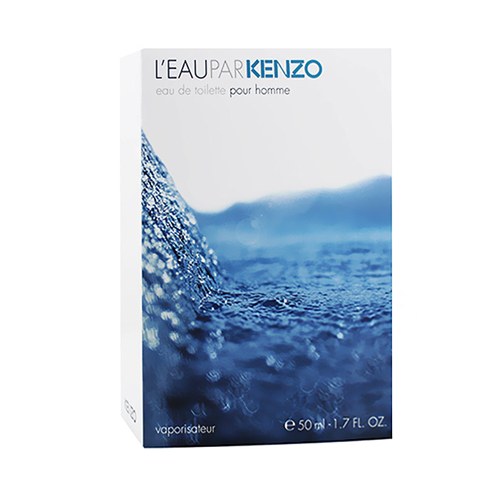 Kenzo Туалетная вода LEau Par Kenzo Pour Homme, 50 мл1301210 Kenzo Туалетная вода LEau Par Kenzo Pour Homme, 50 мл1301210Мужской аромат Kenzo LEau Par Kenzo Pour Homme - это прозрачная свежесть и легкое прохладное дыхание водной стихии. Освежающий и гармоничный аромат начинается с тонких озоновых ноток, смешанных с искрящимся аккордом экзотического апельсина юзу.Классификация аромата: ароматический.Пирамида аромата:Верхние ноты: озоновые нотки, юзу.Ноты сердца:водяной перец, лотос.Ноты шлейфа:зеленый перец, белый мускус.Ключевые словаЖивой, мужественный, прохладный, свежий!Туалетная вода - один из самых популярных видов парфюмерной продукции. Туалетная вода содержит 4-10%парфюмерного экстракта. Главные достоинства данного типа продукции заключаются в доступной цене, разнообразии форматов (как правило, 30, 50, 75, 100 мл), удобстве использования (чаще всего - спрей). Идеальна для дневного использования. Товар сертифицирован.