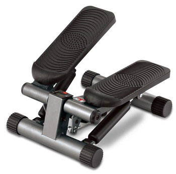 Министеппер Body Sculpture BS-1122S0003954 Министеппер Body Sculpture BS-1122S0003954Министеппер предназначен для домашних кардиотренировок и повышения общего мышечного тонуса. Оснащен компьютером, который позволяет придерживаться время тренировки, число шагов, шагов/мин, потраченные калории. Модель имитирует ходьбу по лестнице. Нагрузка регулируется. Платформы для ног усилены специальным противоскользящим рисунком, что гарантирует удобство при использовании. Характеристики: Материал: ПВХ, металл. Размер министеппера: 41 см х 34,5 см х 31 см. Максимальный вес пользователя: 100 кг. Размер упаковки: 33 см х 43 см х 20 см.