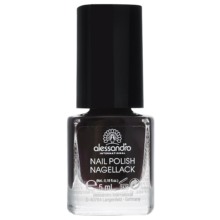 Alessandro Лак для ногтей Nagellack. Кофейный глянец, 5 мл2375103 Alessandro Лак для ногтей Nagellack. Кофейный глянец, 5 мл2375103Бриллиантовый блеск лаков для ногтей с экстрактом шелка и микрочастицамибриллиантов -настоящее наслаждение для ваших ногтей!Лак для ногтей Alessandro - настоящая концентрация роскоши. Его легко наносить, он исключительно хорошо держится даже после одного нанесения и долго не теряет блеска. Уникальная формула позволяет лаку держаться на ногтях в течение долгого времени. Лак укрепляет структуру ногтя и не вызывает его расслоение. Лак для ногтей Alessandro не содержат формальдегида, а значит, не оказывает вредного воздействия - наоборот, он предотвращают пожелтение ногтей. Характеристики:Объем: 5 мл. Цвет: кофейный глянец (Casual Chic). Артикул: 27-024. Производитель: Германия. Товар сертифицирован.