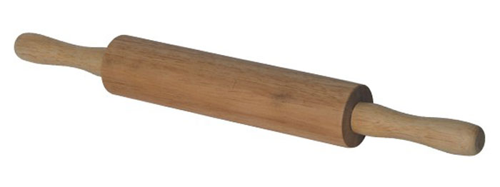 Скалка двуручная Bosco, 42 см94672 Скалка двуручная Bosco, 42 см94672Двуручная скалка Bosco, выполненная из натурального дерева гевея, предназначена для раскатывания теста. Древесина гевеи обладает повышенной прочностью, влагонепроницаемостью, а также легкостью. Эргономичные ручки и идеально ровная поверхность валика делают работу быстрой и приятной. Теперь вам не потребуется много усилий, чтобы раскатать тесто. Характеристики: Материал: дерево (гевея). Длина скалки: 42 см. Диаметр валика скалки: 5 см. Размер упаковки: 42 см х 5 см х 5 см. Производитель:Италия. Артикул: 93-BO-5-05.