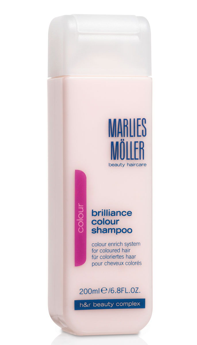 Marlies Moller Шампунь Brilliance Colour, для окрашенных волос, 200 млFS-36054 Marlies Moller Шампунь Brilliance Colour, для окрашенных волос, 200 млFS-36054Шампунь с очень мягкой нежной текстурой, с перламутрово-розовым сиянием для очищения волос и кожи головы. Сохраняет цвет на долгое время. Защищает волосы от повреждения УФ-лучами. Успокаивает кожу головы, усиливает корни волос, препятствует ослаблению седых волос. Премиальный уход с профессиональным эффектом. Высокая концентрация активных компонентов. Мягкое средство без силиконов, позволяет частое применение.В зависимости от длины волос возьмите небольшое количество шампуня (размером с 1-2 лесных ореха) и вспеньте его в ладонях. Легкими круговыми массажными движениями нанесите шампунь, расположив одну руку спереди, другую - на затылке. Повторите массажные движения столько раз, сколько Вам нравится. Тщательно ополосните голову.