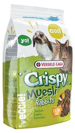 Корм для кроликов Versele-Laga Crispy Muesli Rabbits, 2,75 кг0120710 Корм для кроликов Versele-Laga Crispy Muesli Rabbits, 2,75 кг0120710Вкусный и богатый клетчаткой корм Versele-Laga Crispy Muesli Rabbits для карликовых и домашних кроликов - это полноценный корм с содержанием стебельков сена, хлопьев и овощей. Это смесь для настоящих гурманов! Благодаря содержанию гранул «Happy & Healthy» корм имеет все необходимые нутриенты для долгой и здоровой жизни вашего кролика. Богатый клетчаткой состав поддержит здоровье кишечника и зубов вашего зверька, а дополнительные овощи обеспечат прекрасный вкус корма.Суточная норма кормления: кроликам карликовых пород, а также молодым кроликам рекомендуется давать до 50 грамм корма в день. Кроликам средних размеров рекомендуется давать до 80 грамм корма в день. Необходимо сокращать количество основного корма при кормлении данным рационом (в общей сложности до 25%). Не забывайте давать питомцу необходимое количество сена. Животное должно иметь постоянный доступ к свежей чистой питьевой воде. Давайте корм только комнатной температуры. Корм следует хранить в сухом прохладном месте в упаковке производителя.Состав: субпродукты растительного происхождения, зерна, овощи (10%), минералы, семена.Анализ состава: протеин 16%, жир 3,5%, клетчатка 14%, зола 7%, кальций 1,1%, фосфор 0,55%.Добавки:витамин A 11000 МЕ, витамин D3 1100 МЕ, витамин E 78 мг, железо 97 мг, йод 2 мг, медь 10 мг, марганец 73 мг, цинк 70 мг, селен 0,19 мг, антиоксиданты, красители. Вес: 2,75 кг. Товар сертифицирован.