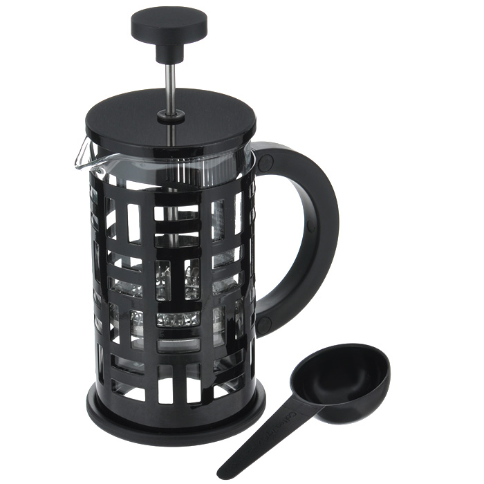 Кофейник Bodum Eileen с прессом, с ложечкой, цвет: черный, 0,35 л115510 Кофейник Bodum Eileen с прессом, с ложечкой, цвет: черный, 0,35 л115510Кофейник Bodum Eileen представляет собой колбу из термостойкого стекла в цельной оправе из окрашенной нержавеющей стали. Оправа защищает хрупкую колбу от толчков и ударов. Кофейник оснащен стальным фильтром french press, который позволяет легко и просто приготовить отличный напиток. Ненагревающаяся ручка кофейника выполнена из пластика. В комплекте небольшая мерная ложечка из черного пластика.Благодаря такому кофейнику приготовление вкуснейшего ароматного и крепкого кофе займет всего пару минут. Профессиональная серия Eileen была задумана и создана в честь великого архитектора и дизайнера - Эйлин Грей (Eileen Gray). При создании серии были особо учтены соображения функционального удобства. Стильный внешний вид и практичность в использовании сделали Eileen чрезвычайно востребованной серией. Характеристики:Материал: нержавеющая сталь, пластик, стекло. Цвет: черный. Объем: 0,35 л. Диаметр кофейника по верхнему краю: 7 см. Высота стенки кофейника: 13,5 см. Длина ложечки: 10 см. Размер упаковки: 12,5 см х 8,5 см х 12 см. Артикул: 11198-01.
