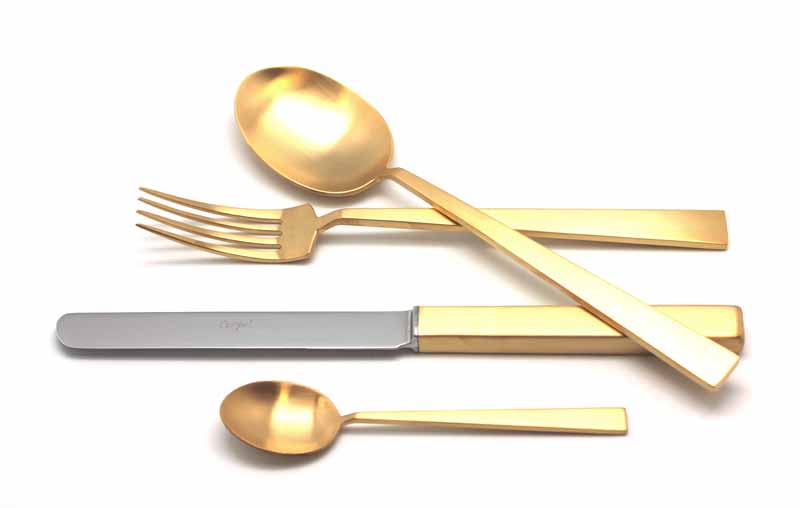 Набор столовых приборов Bauhaus Gold мат. набор 24 предмета 932254 009312 Набор столовых приборов Bauhaus Gold мат. набор 24 предмета 932254 0093129322 BAUHAUS GOLD мат. Набор 24 пр. Характеристики: Материал: сталь.Размер: 405*295*65мм.Артикул: 9322.