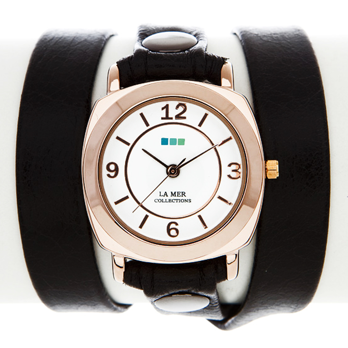Часы женские наручные La Mer Collections Odyssey Black/Gold. LMODY004BM8434-58AE Часы женские наручные La Mer Collections Odyssey Black/Gold. LMODY004BM8434-58AEЖенские наручные часы Odessey Black/Gold позволят вам выделиться из толпы и подчеркнуть свою индивидуальность. Часы оснащены японским кварцевым механизмом SEIKO. Ремешок выполнен из натуральной итальянской кожи с матовой поверхностью и оформлен металлическими заклепками. Корпус часов изготовлен из сплава металлов золотистого цвета. Циферблат оснащен часовой, минутной и секундной стрелками и защищен минеральным стеклом. Циферблат оформлен арабскими цифрами и отметками. Часы застегиваются на классическую застежку.Часы хранятся на специальной подушечке в футляре из искусственной кожи, крышка которого оформлена логотипом компании La Mer Collection. Характеристики:Механизм: кварцевый SEIKO (Япония).Размер корпуса: 29 х 29 х 8 мм. Материал корпуса: сплав металлов. Стекло: минеральное. Ремешок: Итальянская натуральная кожа. Размер ремешка: 55 х 1,3 см.Гарантия: 1 год. Размер упаковки: 10 см x 10 см x 6,5 см.