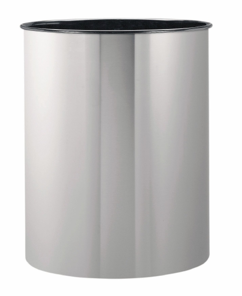 Корзина для бумаг Brabantia, цвет: матовая сталь, 15 лOLIVIERA 75012-5C CHROME Корзина для бумаг Brabantia, цвет: матовая сталь, 15 лOLIVIERA 75012-5C CHROMEИщете простую, но в то же время элегантную корзину для бумаг? Данная модель на 15 литров - идеальный вариант для любого помещения, будь то спальня, гостиная или офис. Компактный размер позволяет установить корзину в любом уголке - эстетично и не бросается в глаза; Универсальность - подходит как для домашнего использования, так и для использования в офисе;Долговечность - корзина изготовлена из коррозионно-стойких материалов; Удобная очистка; Корпус изготовлен из высококачественной цветной или оцинкованной стали;Перфорация - элегантный дизайн и дополнительная легкость; 10-летняя гарантия Brabantia. Характеристики: Материал: сталь.Размер: 535*270*338мм.Артикул: 313387.